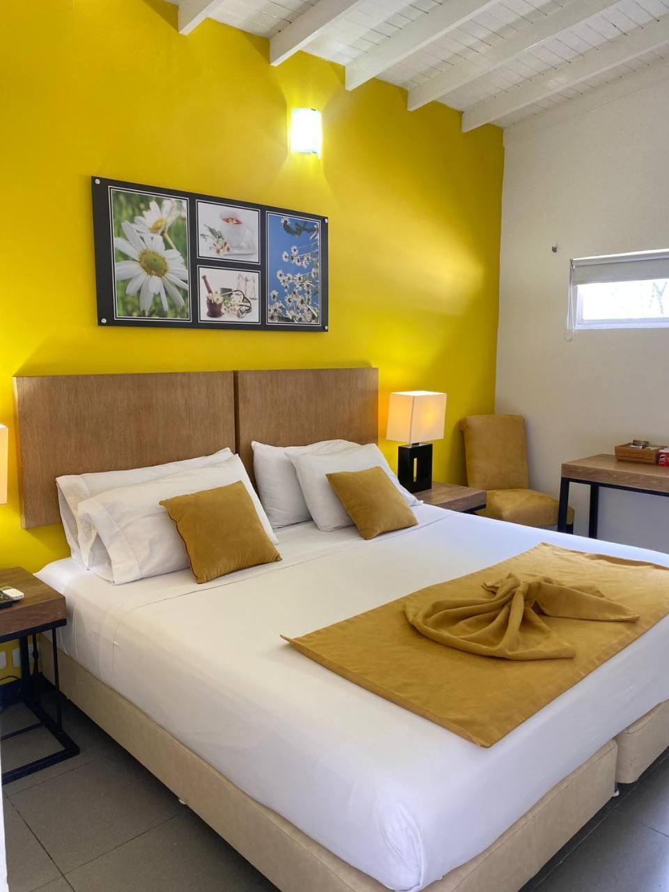 Hotel Aromax Del Campestre เมเดยิน ภายนอก รูปภาพ