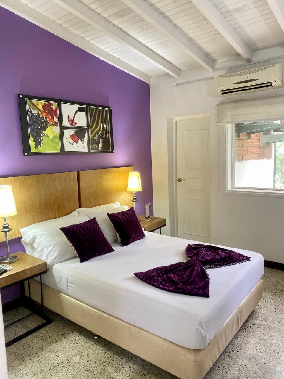 Hotel Aromax Del Campestre เมเดยิน ภายนอก รูปภาพ
